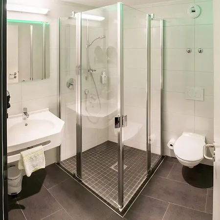 Fischer's Brauhaus 24h Self Check In Otel 3*